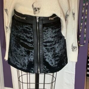 BEBE faux fur and leather skirt size 6